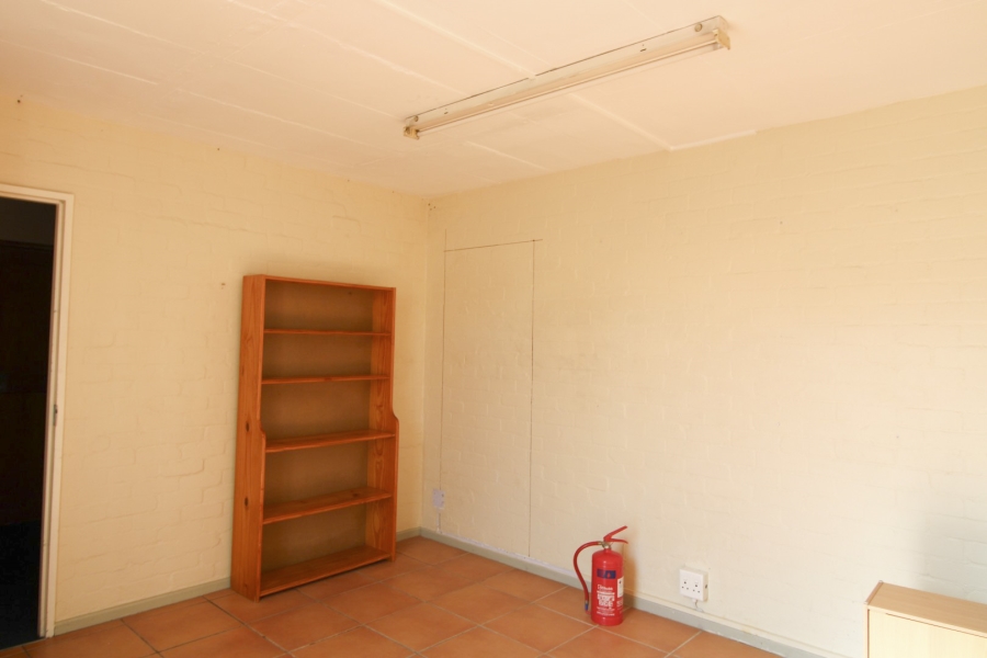 To Let Commercial Property for Rent in Maitland Western Cape
